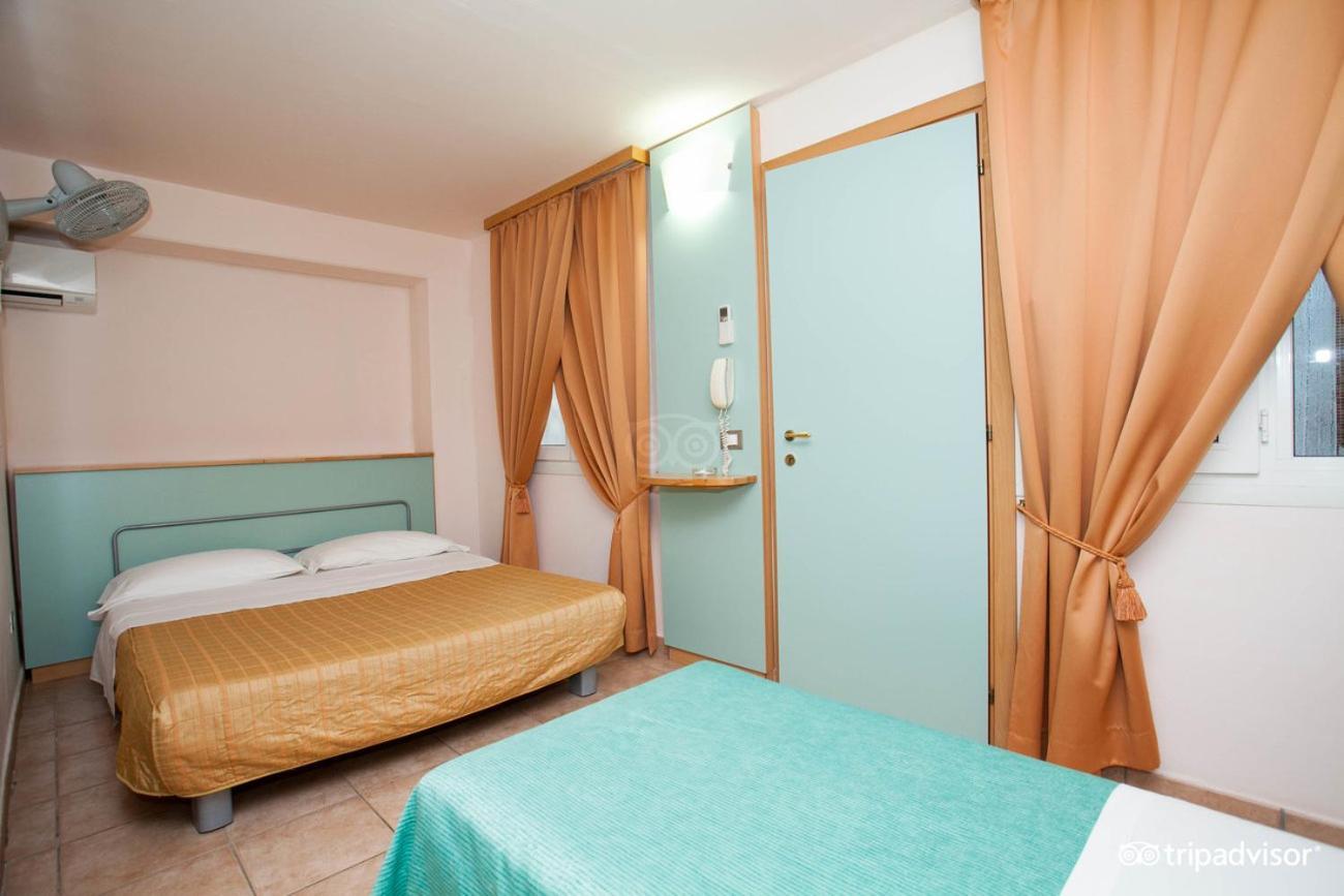 Villaggio Albatros Resort เลซีนา ภายนอก รูปภาพ